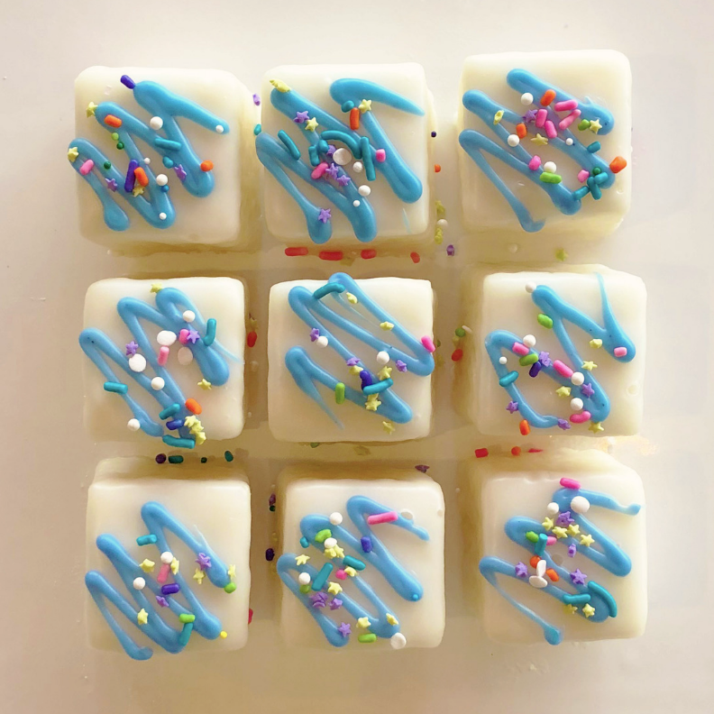 Drizzle Petit Fours